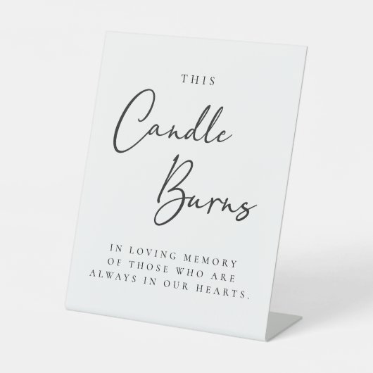 このロウソクは愛情のこもった記憶に燃える 台座サイン (正面)
