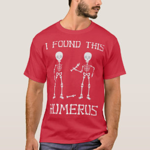 この上腕骨とプリンおもしろいと骸骨がおもしろいあった Tシャツ