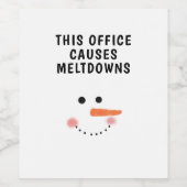 この事務所がメルトダウンのおもしろい引用文雪だるまを引き起こす ワインラベル (シングルラベル)