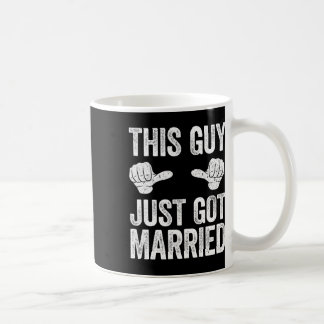 この人が結婚した 新郎 結婚しました シャツ コーヒーマグカップ