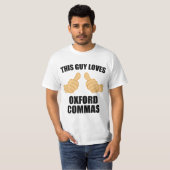 この人はオックスフォードのコンマを愛します Tシャツ (正面フル)