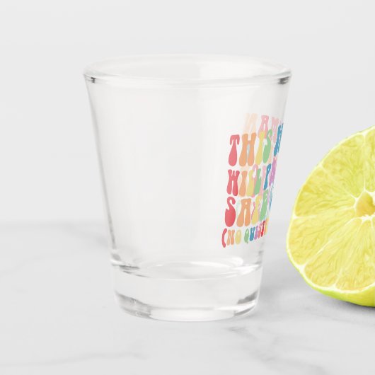 この人間は安全な宇宙ゲイLGBTQを提供する ショットグラス (左)