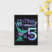この人魚は5歳の女の子キッズ5誕生日 カード (黄色い花)
