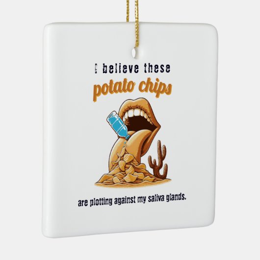 この信じポテトチップスは反対にプロットしている セラミックオーナメント (右)