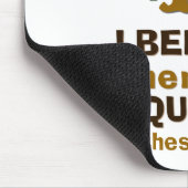 この信じ森の中にスクアッチがある マウスパッド (コーナー)