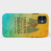 この信じ森の中にスクアッチがある Case-Mate iPhoneケース (裏面(横))