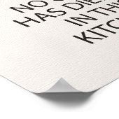 この台所で死んだ人はまだいないプリント ポスター (角)