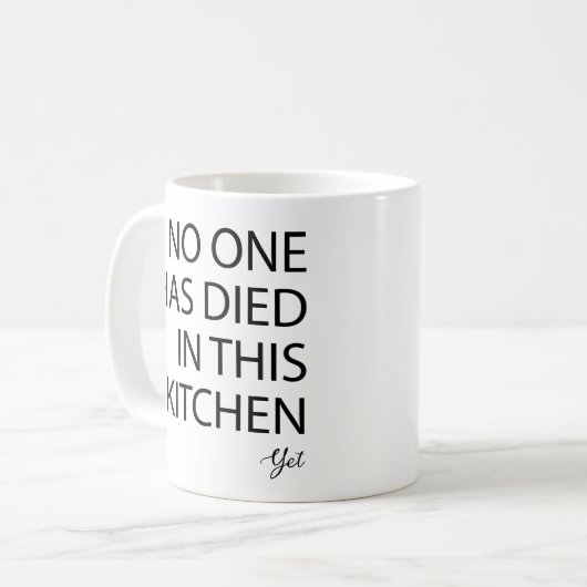 この台所で死んだ人はまだいない引用文 コーヒーマグカップ (正面左)