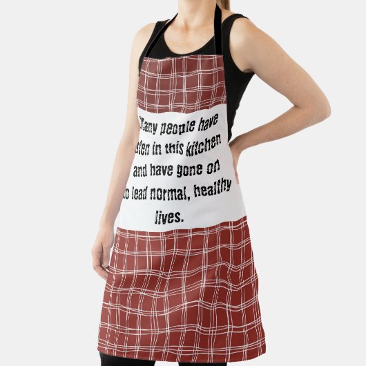 この台所に食べは多くの人が入っていて、行ってしまった エプロン (インサイチュ)