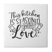 この台所は愛で味付けされている タイル (正面)