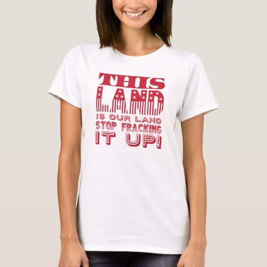「この土地は…」 フラグはっきりしたプリント Tシャツ (正面)