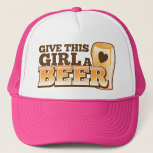 この女の子にビール店からのビールデザインを与えて下さい キャップ