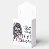 この女の子はハロウィーンを愛する フェイバーボックス (オープン)