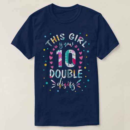 この女の子は今10ダブルデジット10歳の誕生日G Tシャツ (デザイン正面)
