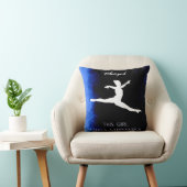 この女の子は体操の黒、青、白が大好き クッション (椅子)