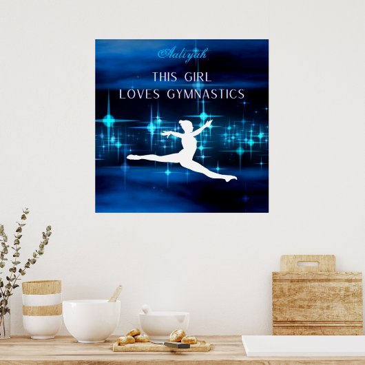 この女の子は体操の黒、青、白が大好き ポスター (キッチン)