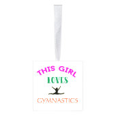 この女の子は体操を愛する体操選手引用文 キューブオーナメント (右)