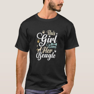 この女の子は彼女のビーグルビーグル犬のオーナー Tシャツ