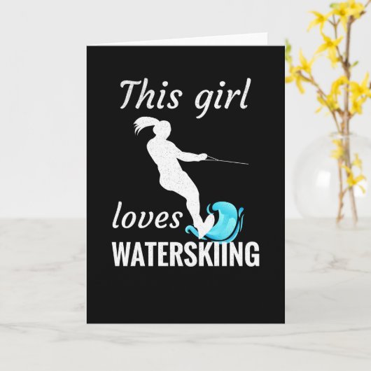 この女の子は水上スキーが大好き|水上スキーの贈り物 カード (黄色い花)