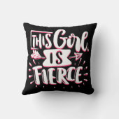 この女の子は猛烈な女の子だ クッション (裏面)