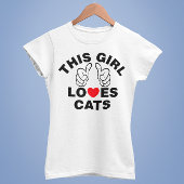 この女の子は猫が大好きだ Tシャツ