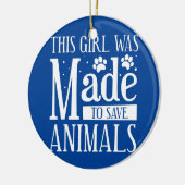 この女の子は獣医救に造られた セラミックオーナメント (左)