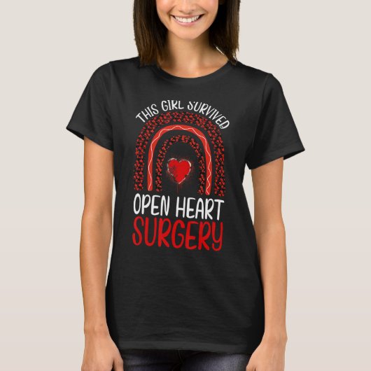 この女の子生き延びは開いたハート外科サーヴィ Tシャツ (正面)
