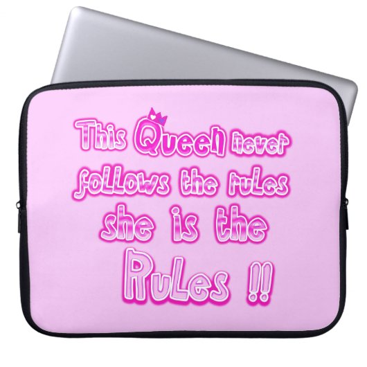 この女王は決してエレクトロニ後を追クスバッグを規則しない ラップトップスリーブ (正面)