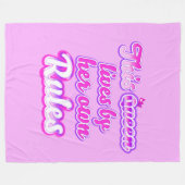 この女王は決して後を追規則を無視しない フリースブランケット (正面(横))