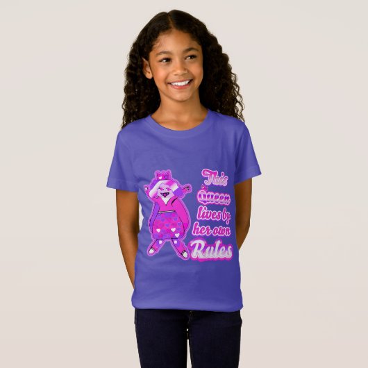 この女王は自分の規則で紫に住んでいる Tシャツ (正面フル)
