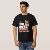この娘はドイツの羊飼いを愛している Tシャツ (正面フル)