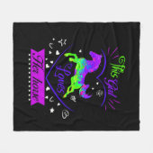 この娘は紫の馬が好きだ フリースブランケット (正面(横))