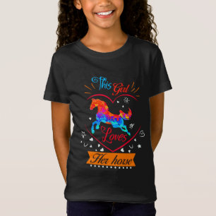 この娘は馬にオレンジ色のTシャツが大好きだ Tシャツ