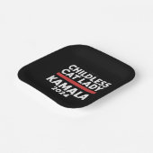 この子どものいないキャットレディはカマラ2024に投票している ペーパープレート (傾斜あり)