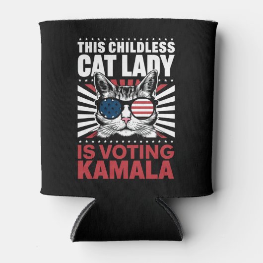 この子どものいないキャットレディはカマラ2024に投票している 缶クーラー (正面)