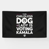 この子どものいない犬の女性がカマラ選挙に投票している 横断幕 (横)