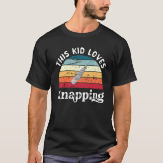 この子は男の子の昼寝が大好き Tシャツ