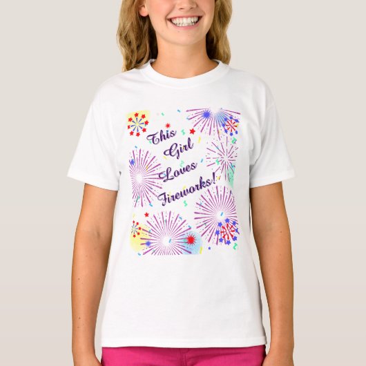この子は花火が大好き!7月4日Tシャツ Tシャツ (正面)
