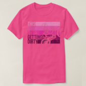 この子、汚いダートバイクモトクロスを食べるのが大好き Tシャツ (デザイン正面)