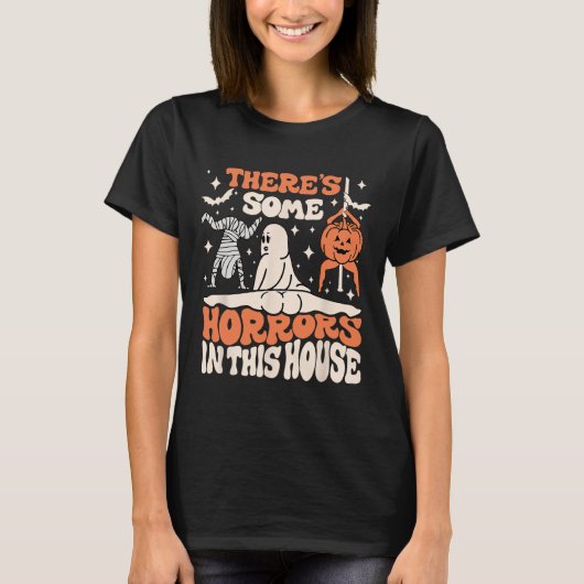 この家にはいくつかの恐怖がある幽霊カボチャH Tシャツ (正面)