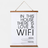 この家には愛とWiFiウォールアートがある 吊り下げ型タペストリー (正面)