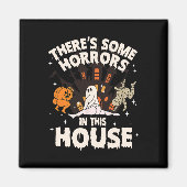 この家の中にいくつかの恐怖がある幽霊ハロウィーン マグネット (正面)
