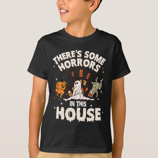 この家の中にいくつかの恐怖がある幽霊ハロウィーン Tシャツ (正面)