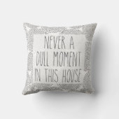 この家の決して鈍い時 クッション (裏面)