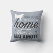 この家は家ではない – Malamute Dog Lover クッション (裏面)