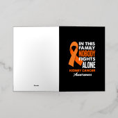 この家族では一人で腎臓がんと闘う人はいない 箔グリーティングカード (外側レイダウン)