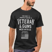 この家族保護は退役軍人銃だ Tシャツ (正面)