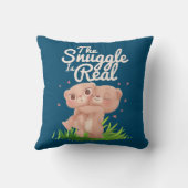 この寄り合いは実在可愛い熊の抱き合いだ クッション (裏面)