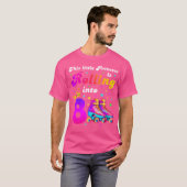 この小さなプリンセスは8歳の誕生日にローリングアイススケート Tシャツ (正面フル)