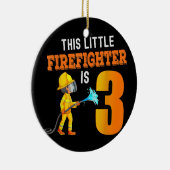 この小さな消防士は3歳3歳だ セラミックオーナメント (右)